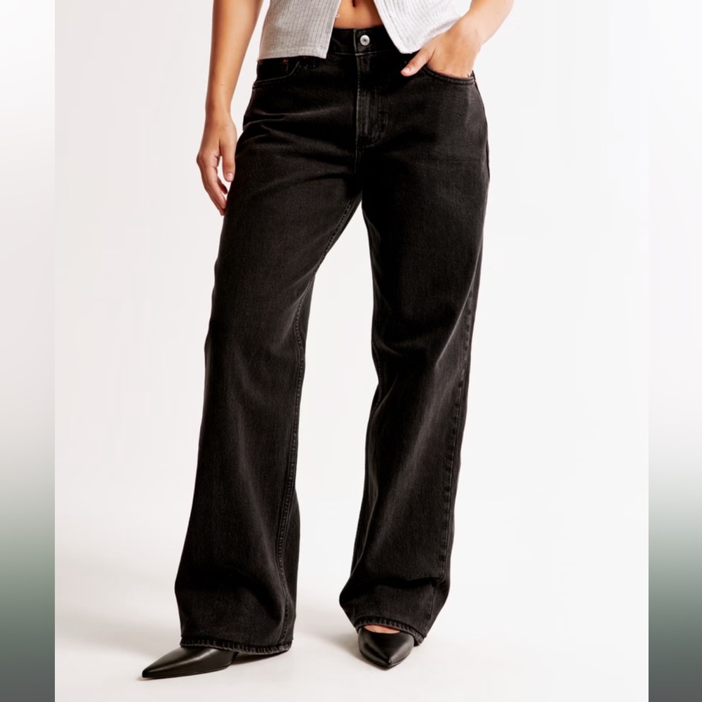 A&F Curve Love Low Rise Baggy Jean Black